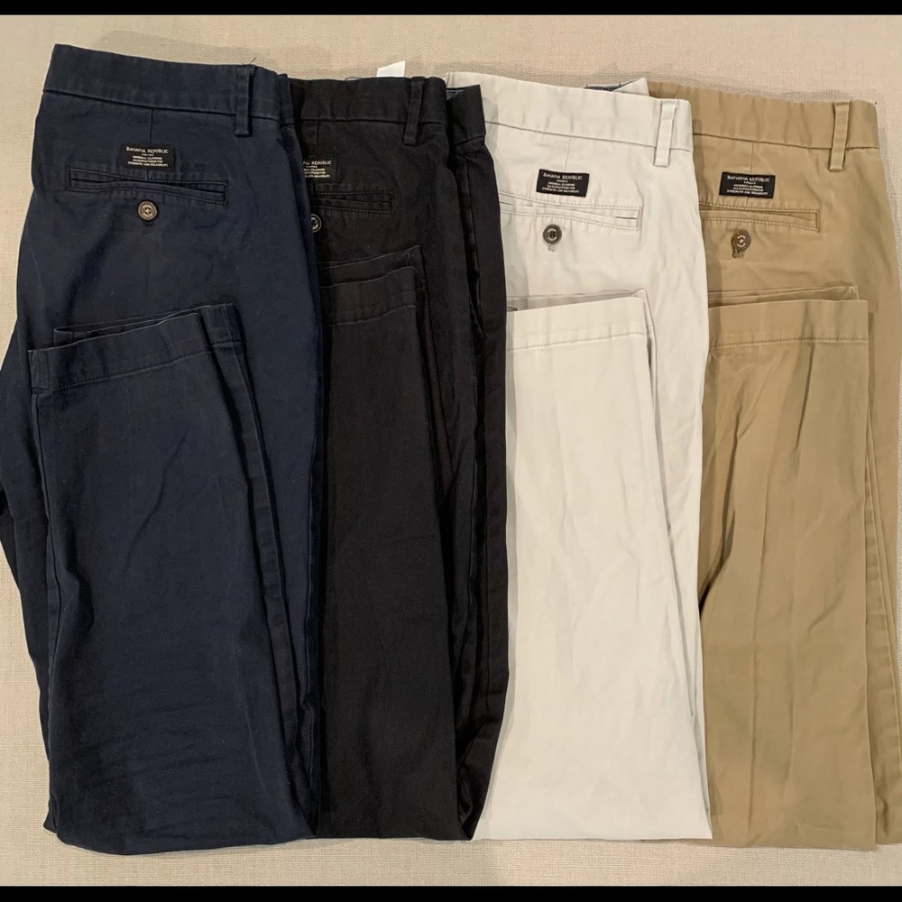 Banana Republic Mason Chino Pants 33x34 BUNDLE